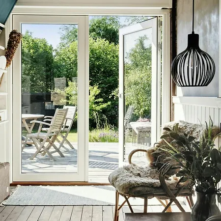Nyaraló Modern Summer House Near Udsholt Græsted