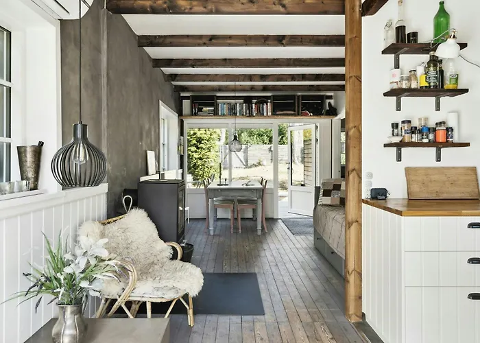 Hébergement de vacances Modern Summer House Near Udsholt Græsted