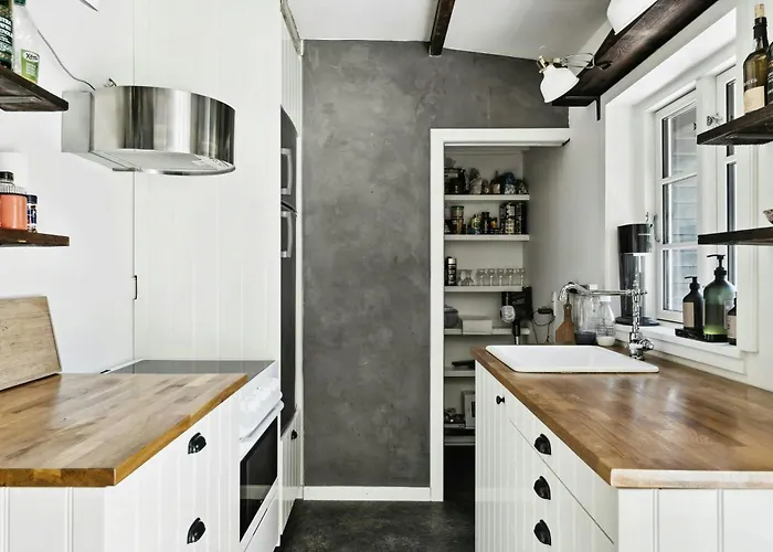 Modern Summer House Near Udsholt