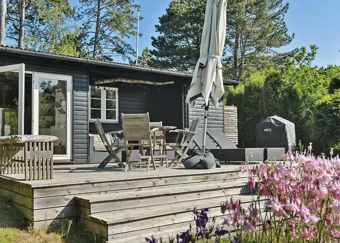 Modern Summer House Near Udsholt * Græsted