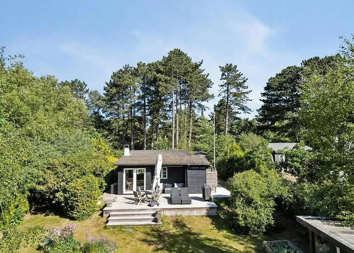 Modern Summer House Near Udsholt * Græsted